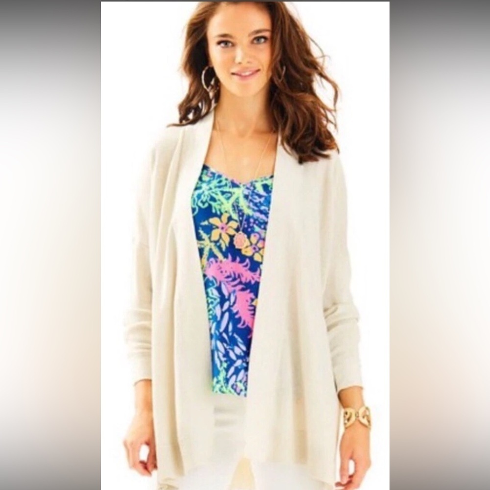 Lilly Pulitzer Melly Cardigan size XS.